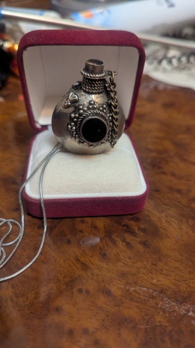 Продам бижутерию комплект под золото