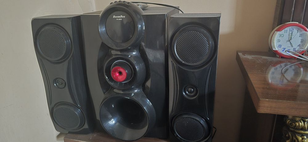 Sambufer Blutus chip auks ishledi pachti yangi 80wat  kami bor kelisha