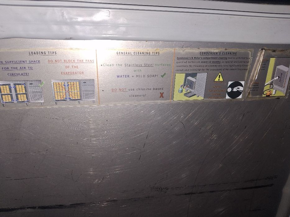 Хладилна маса средно температурна