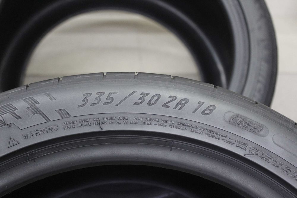 335/30-18 Michelin