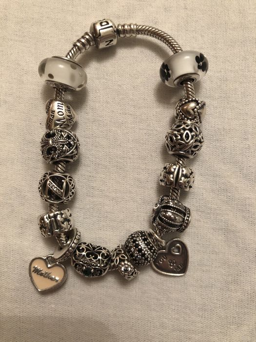 Bratara PANDORA din argint 925, originala cu 15 Charm-uri