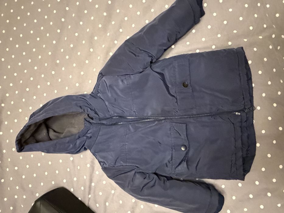 Яке 2-3 години и гащеризон 3-4 години