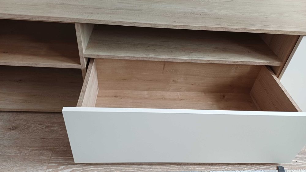 Mobilier living-comoda