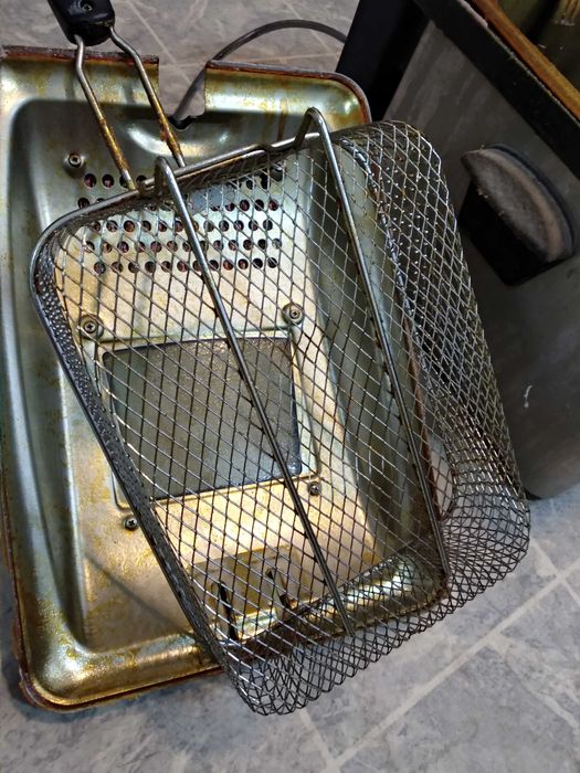 Фритюрница Philips (3.5L).