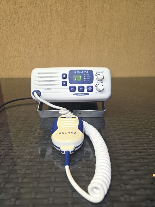 Stație radio marină VHF Uniden Solara (Barcă / Naval) + Microfon