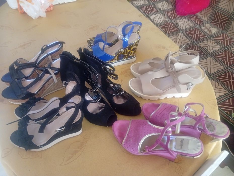 Високи обувки на платформа