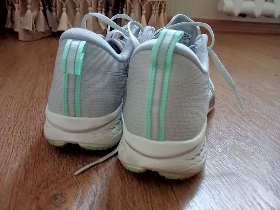 L nining найк кроссовки