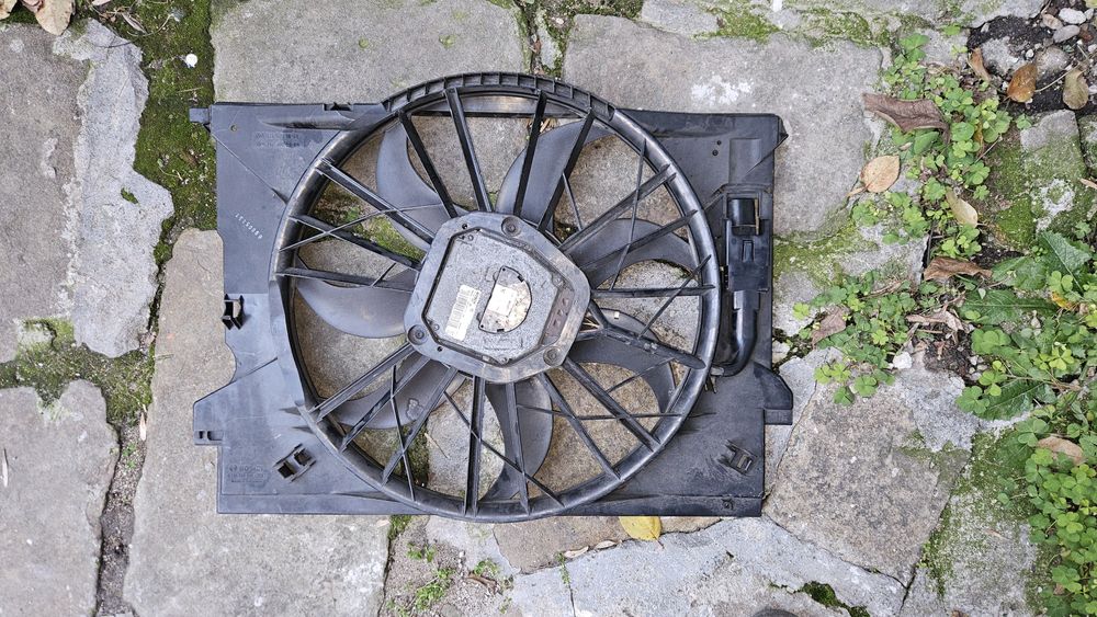 Перка за климатик за Mercedes w211 е-класа