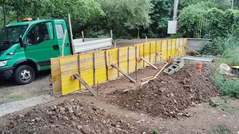 Бетонови огради и дувари