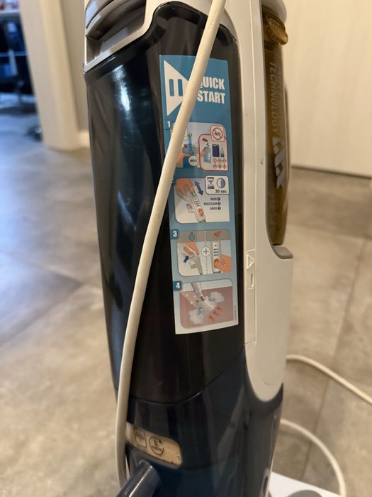 Aspirator 2in1 Rowenta vertical cu aburi