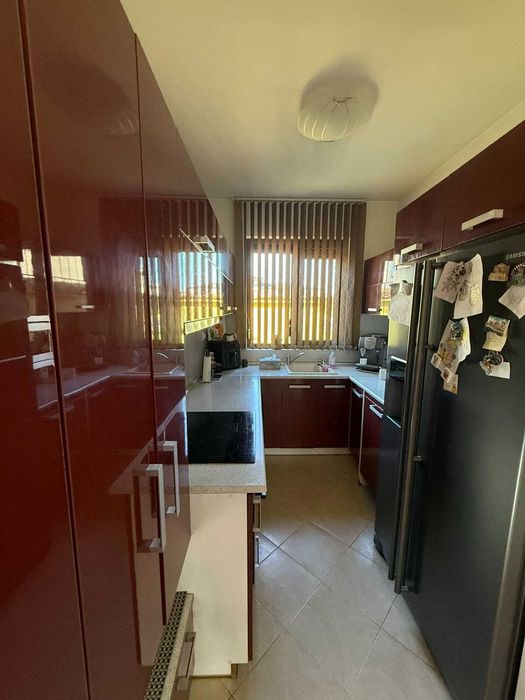 Продава се Къща в Пловдив, Остромила - 240 кв.м за 1212 €/кв.м - Снимка #5