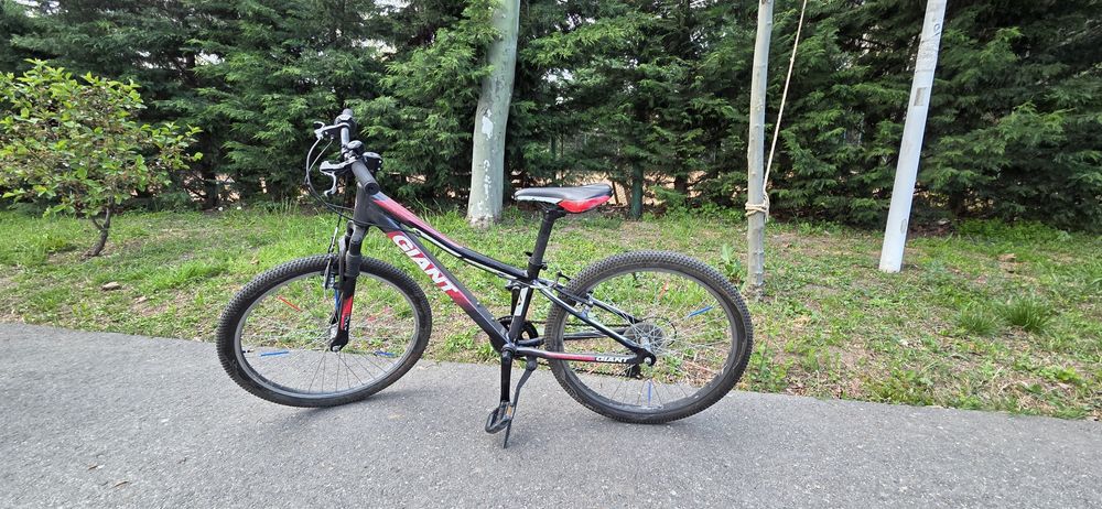Bicicletă Giant 24 inch