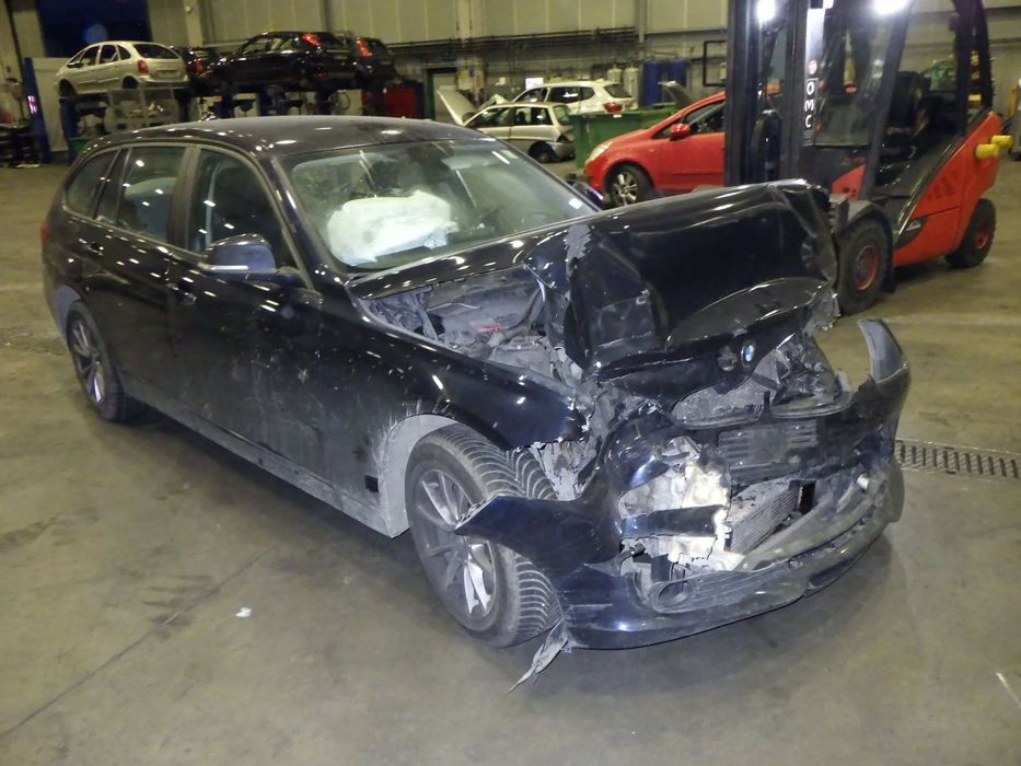 Dezmembrez BMW seria 3 F 31 , an 2013 ,  2.0 D , cod motor N47D20C