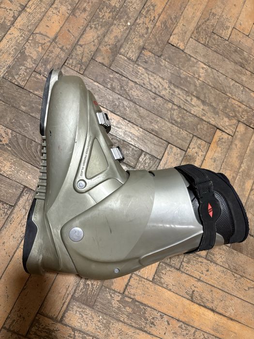 Ски обувки Head.