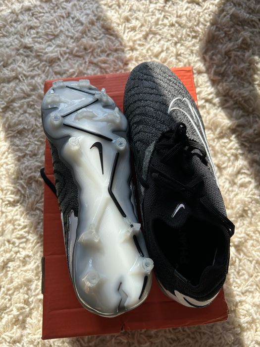 Бутсы Nike Phantom новые 40 размер