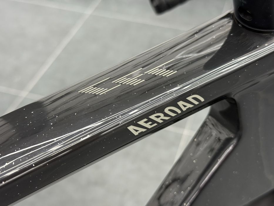 Canyon Aeroad CFR AXS 2025 L размер 2x12 Sram Red AXS Powermeter