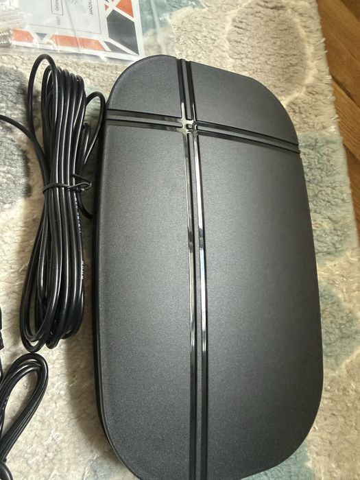 HDTV вътрешна/външна антена HD007 с усилвател