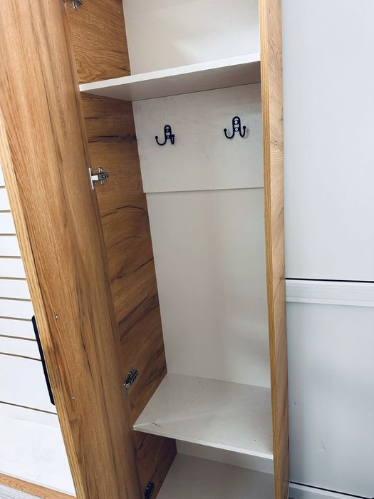 Продам стеллажи для магазина