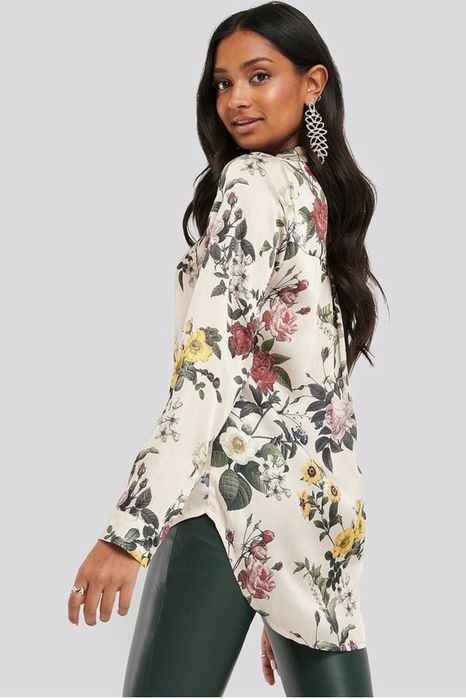 Сатинирана риза "NA-KD"