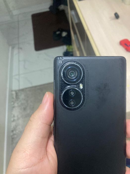 Обмен на айфон СЕ