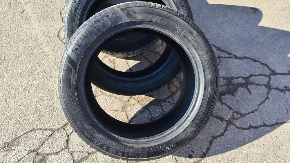 Летни гуми 245/45/18 2бр Semperit и 2бр.Uniroyal 23г и 22г