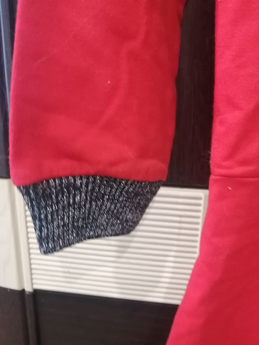 Платье трикотажное с декором