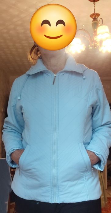 Продам куртки , плащь
