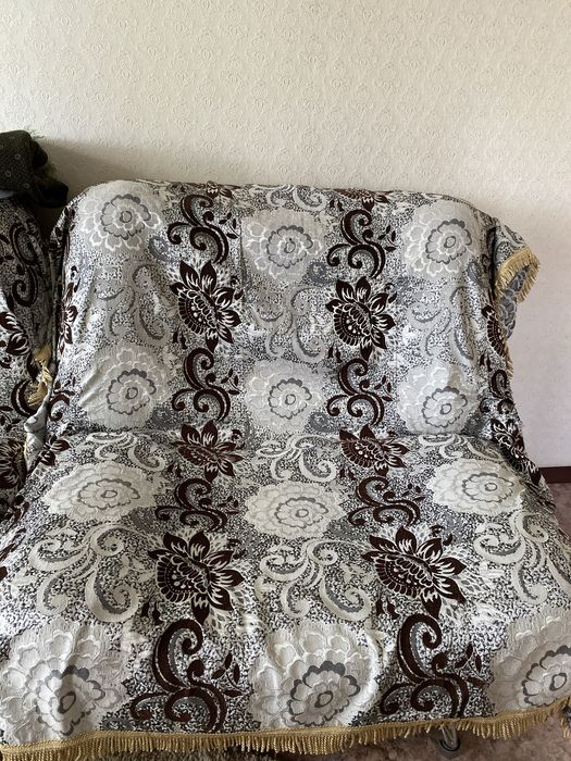 2 кресла в отл состоянии.