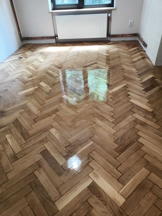 Raschetare, montare parchet