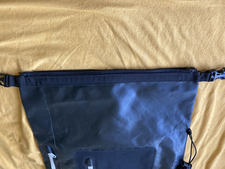 Rucsac impermeabil 25l aprox