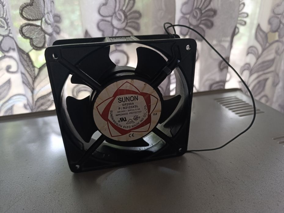 Вентилятор, кулер Sunon