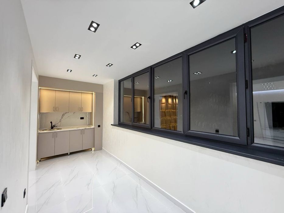 Айбек | Мирабад - Сдается в аренду помещение вдоль дороги 100м2+400м2