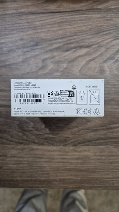 Чисто нови, запечатани Apple AirPods 4 с гаранция