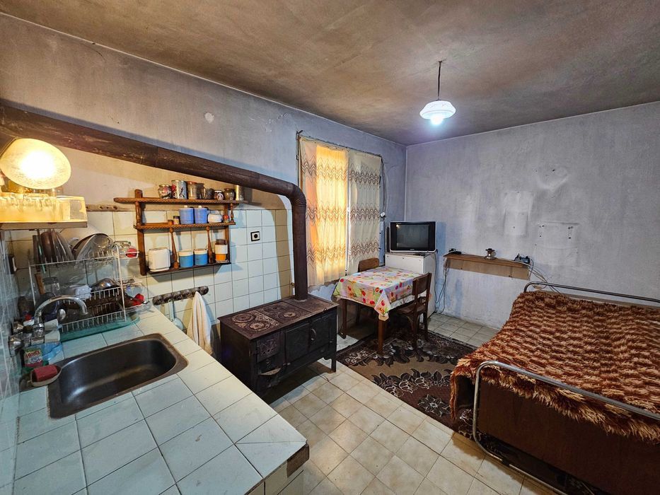 Продава се Къща в Велико Търново, Акация - 90 кв.м за 1534 €/кв.м - Снимка #7