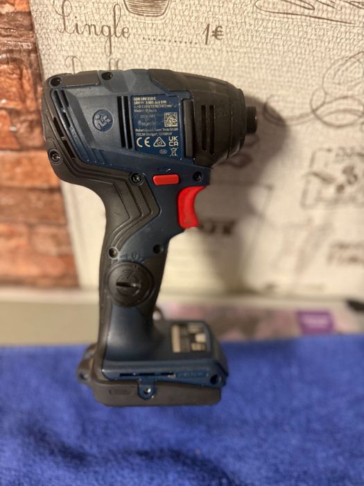 Impact De Rigips și Rigle