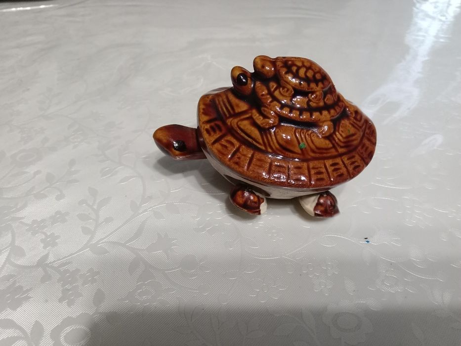 Сувенир фарфоровый