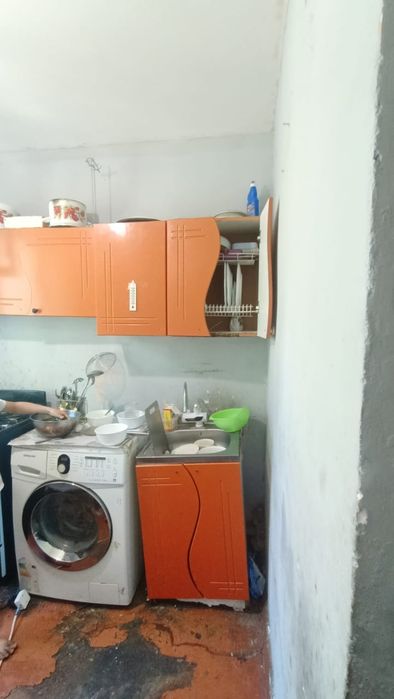 Продаётся 2х ком. кв. в 7мкр дом 13