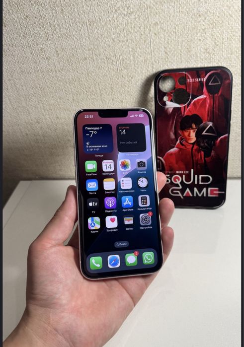 Айфон 13 розовый