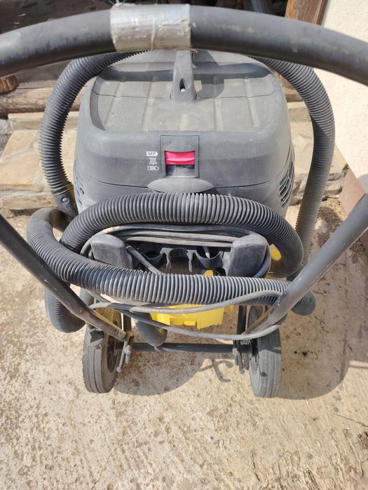 Aspirator karcher profesional