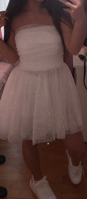 Уникална рокля с блясък