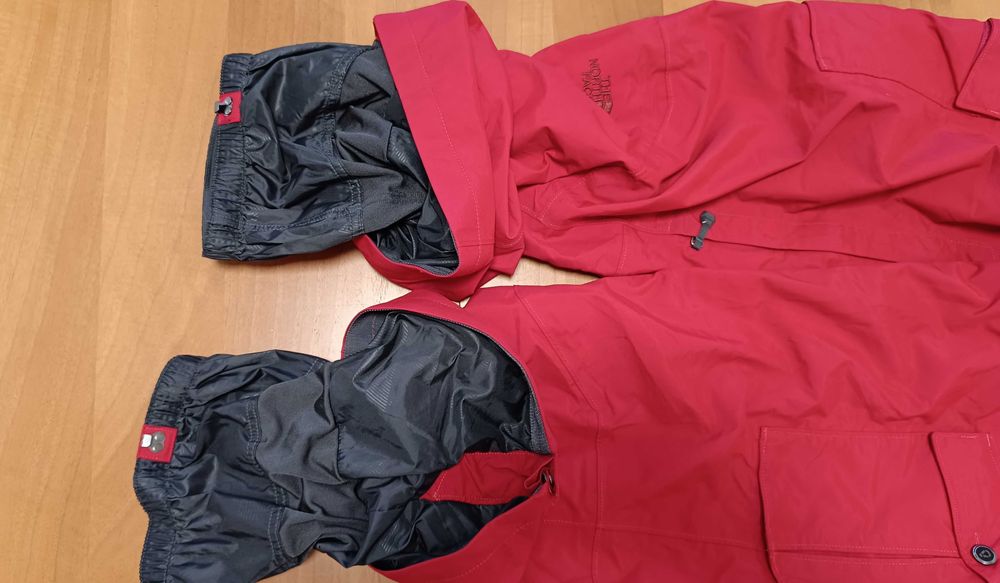 The North Face®-Cryptic-Много Запазен