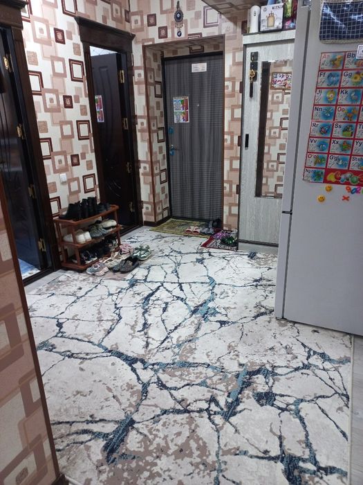 Квартира сотилади тез ва арзон нархда