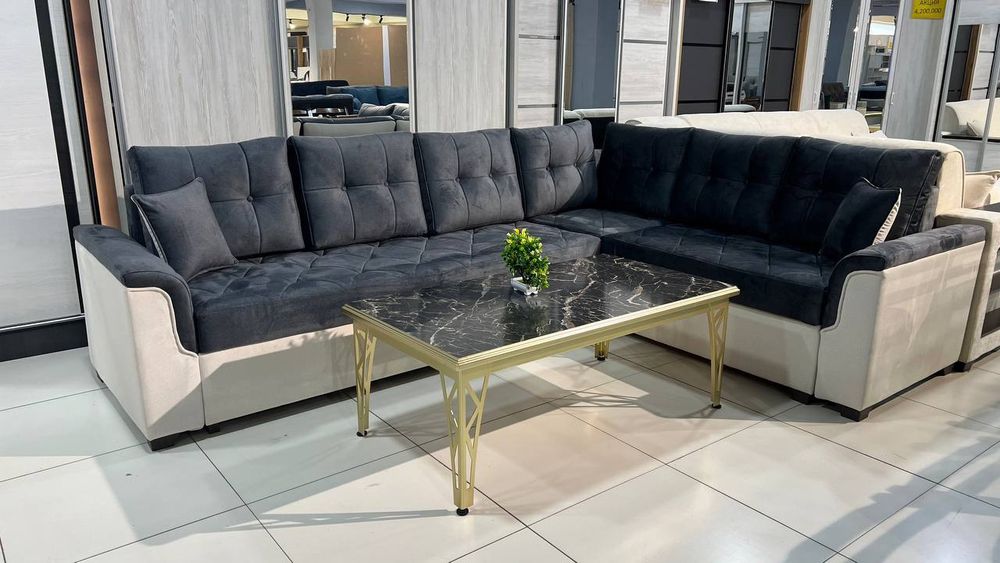 Большой угловой диван