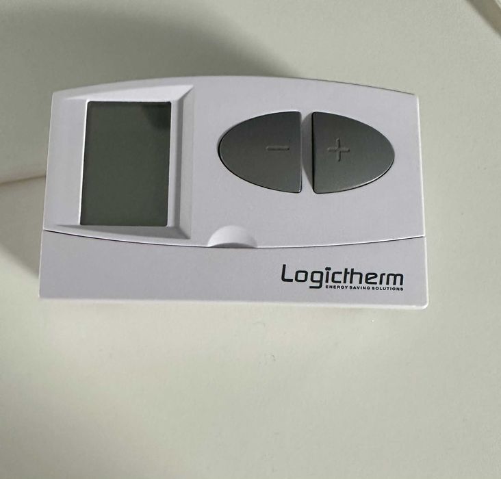 Termostat Logictherm cu fir