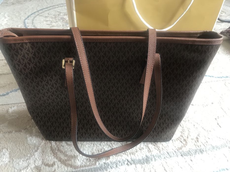 Продам сумку женскую