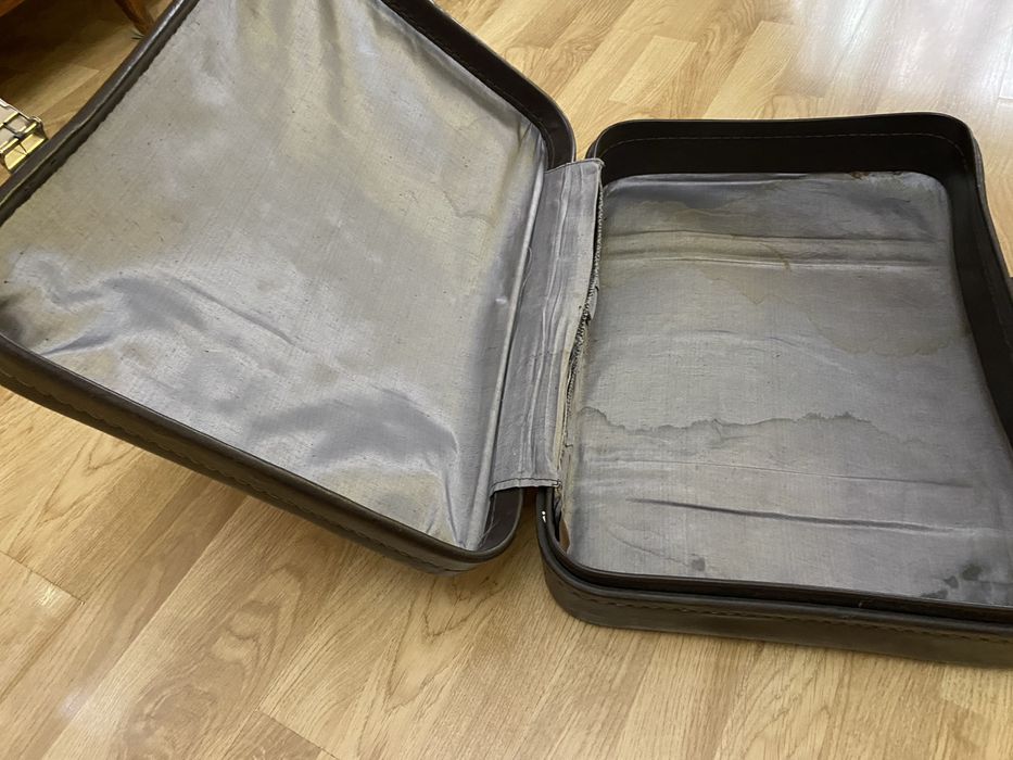 Антикварный чемодан-  времен ссср