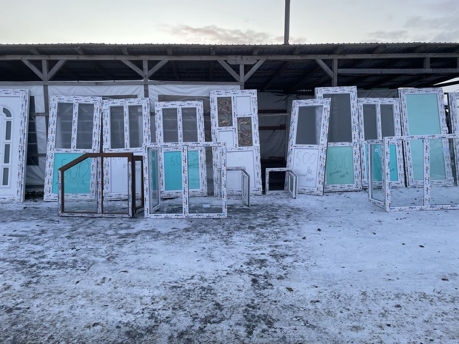 Uși și geamuri de termopan