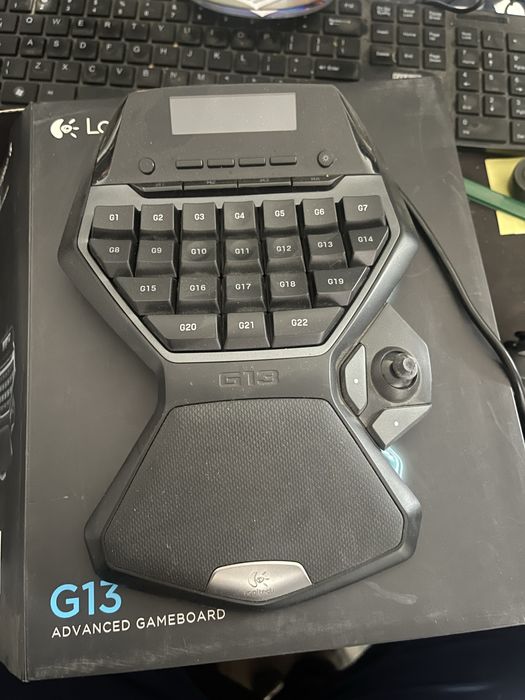 Tastatura gamer Logitech G13