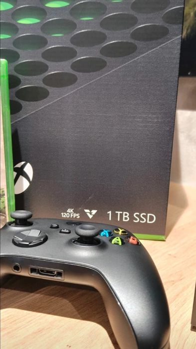 Xbox series X- 1 TB
