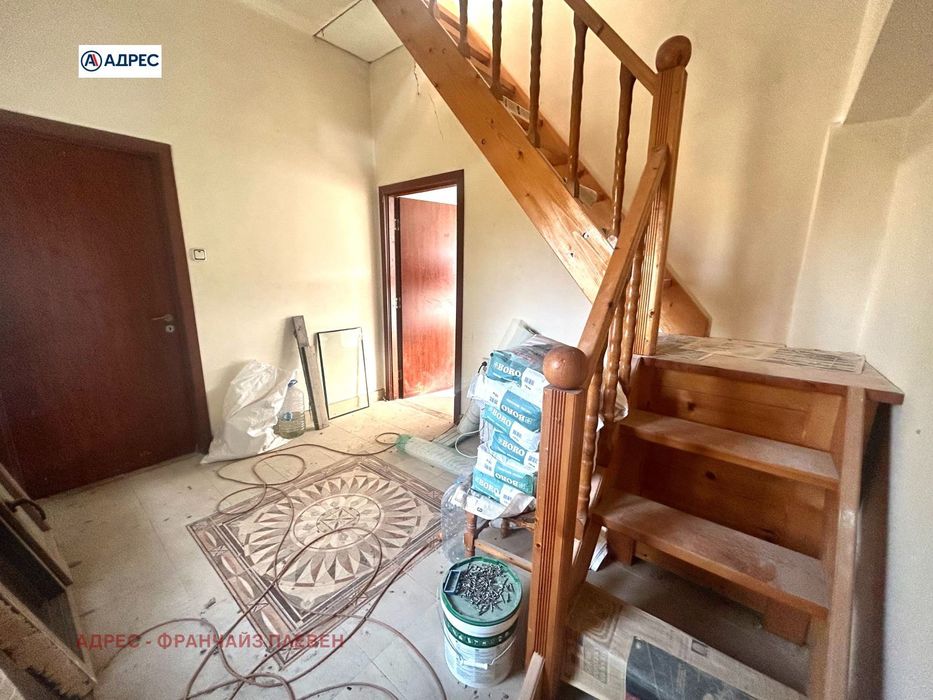 Продава се Къща в Враца, Студентски град - 200 кв.м за 767 €/кв.м - Снимка #6